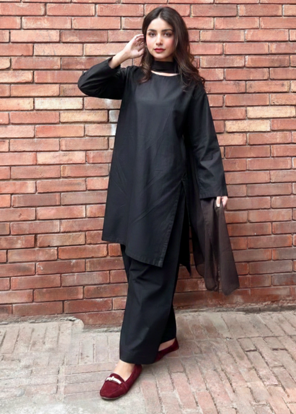 Zubia Black