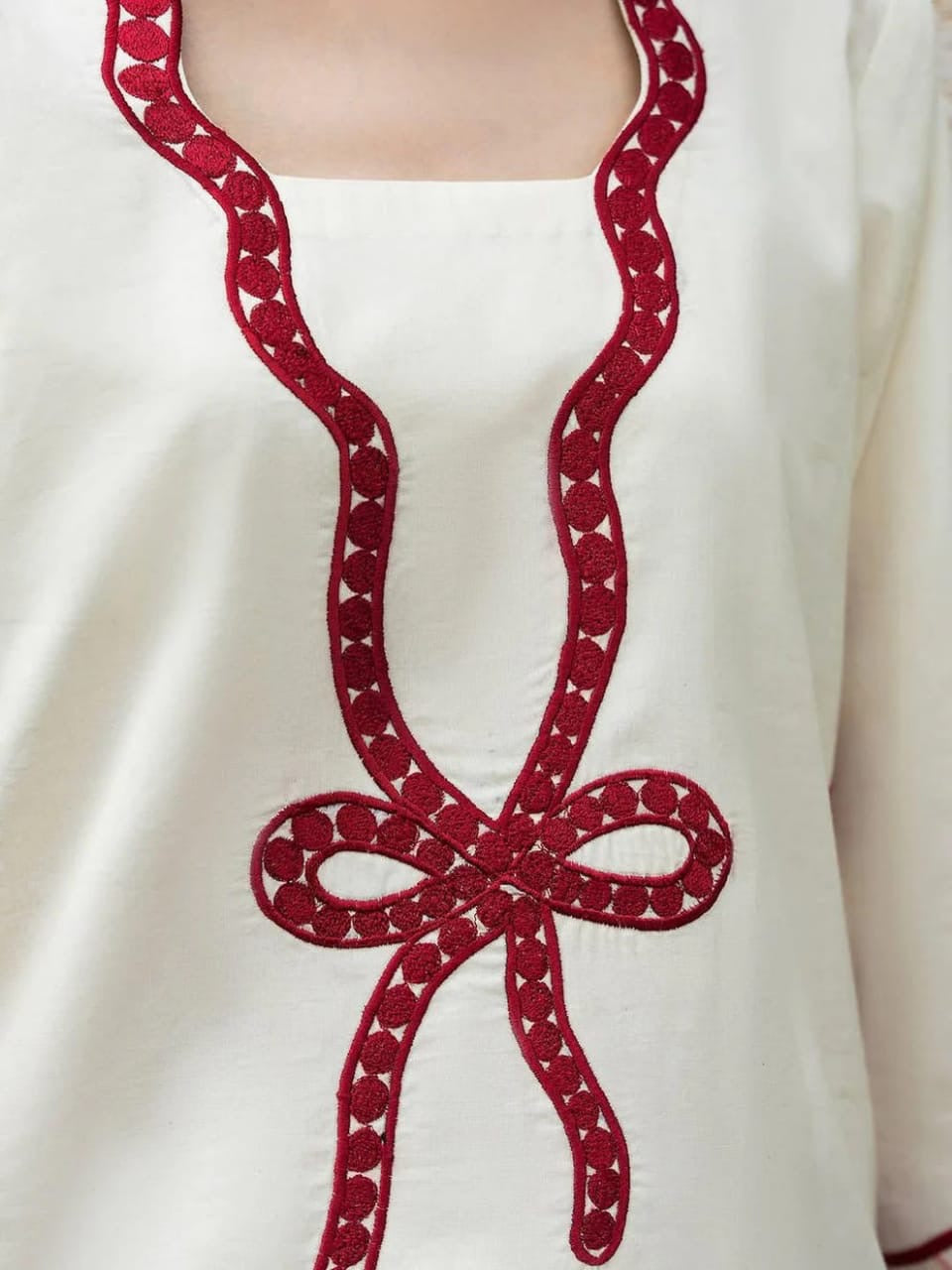 Bow Embroidered 3-Pcs Stitched