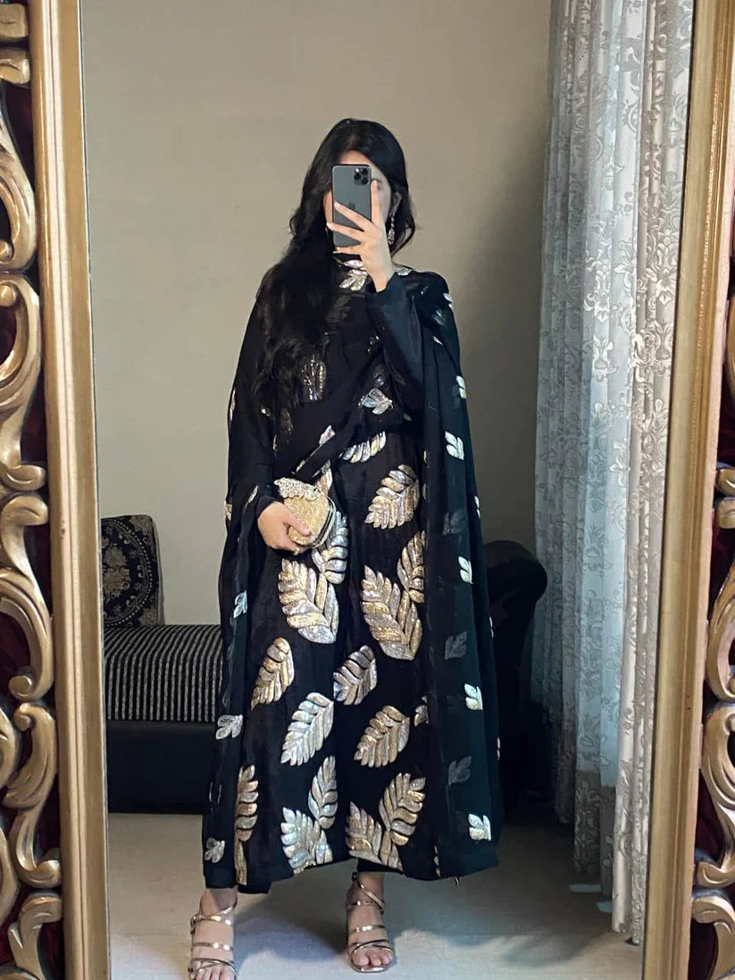 Zirwa Embroidered 3pc Stitched