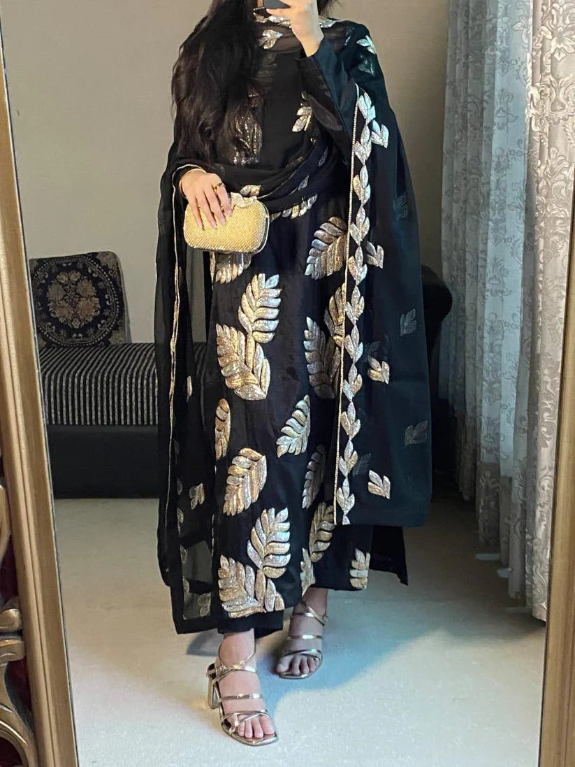 Zirwa Embroidered 3pc Stitched